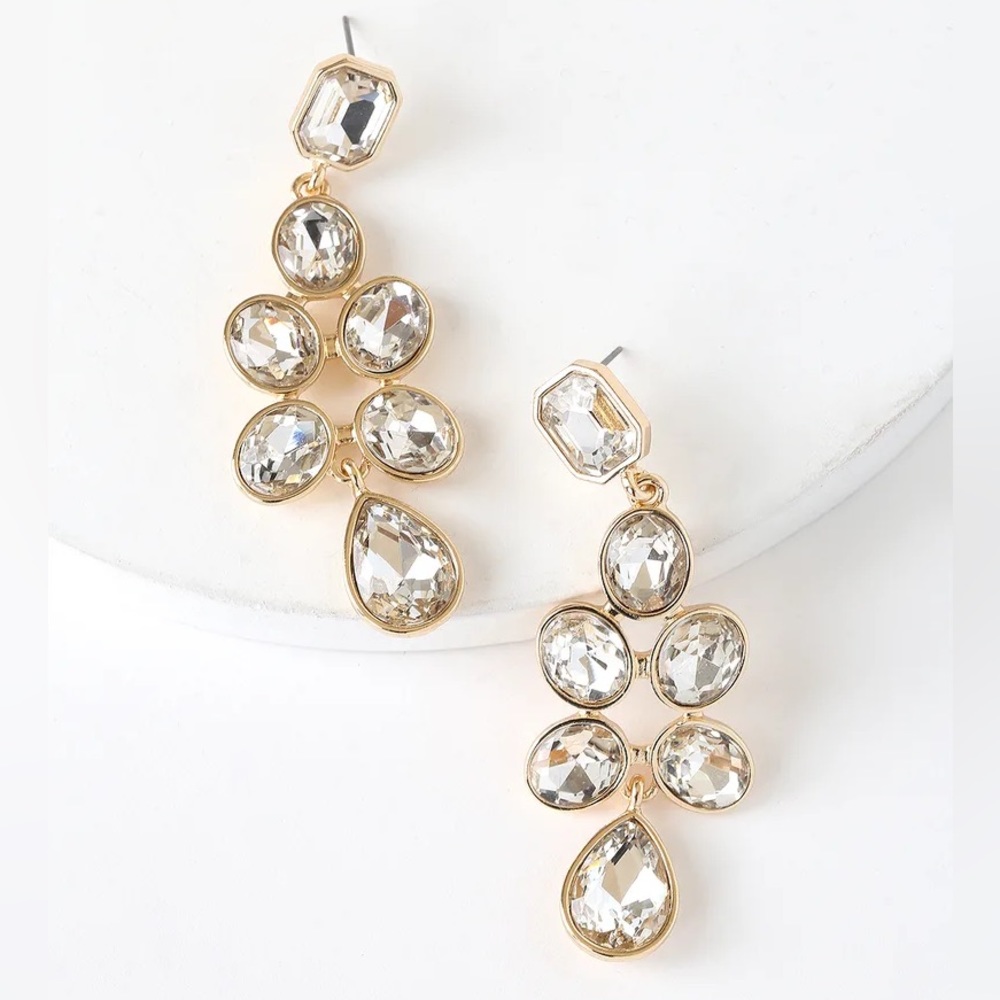 NWT Lulus crystal drop earrings in gold